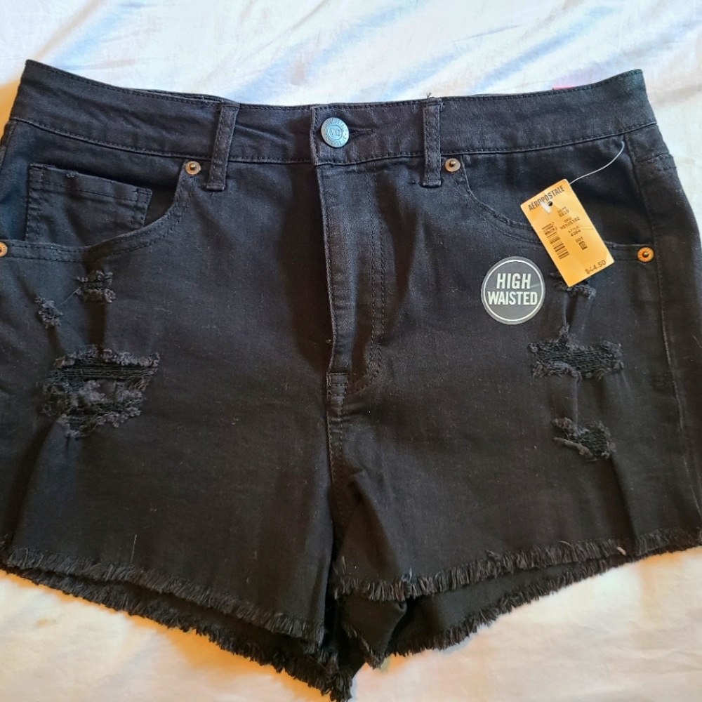 Aeropostale High-waisted Shorty Cut-off black shorts
